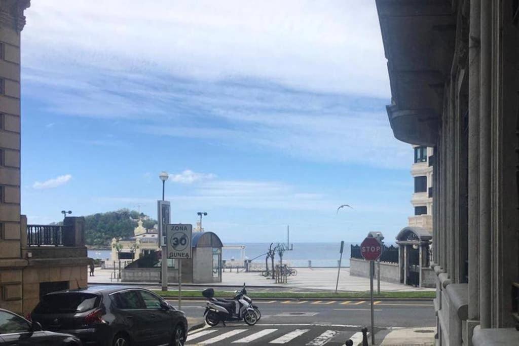 Apartamento Donostia, a pocos pasos de la playa de la Concha. San Sebastián Exterior foto
